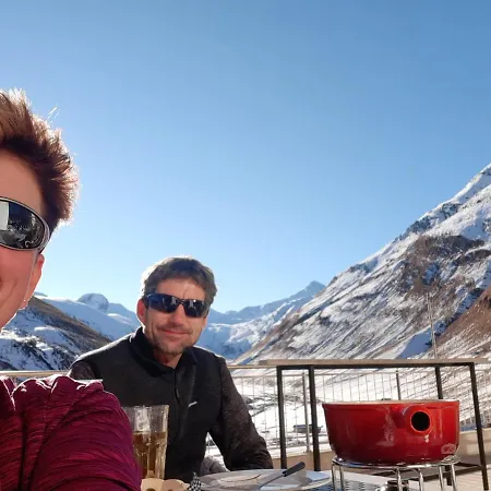 Avers Hotell Am Bach